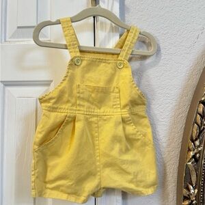 Vintage Sprockets by Mervyns baby overalls Size 12-18 mos, yellow short overalls
